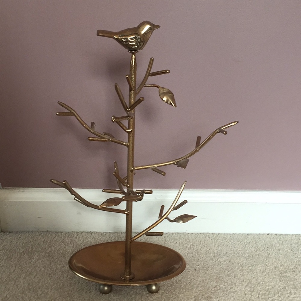Gold jewelry holder
